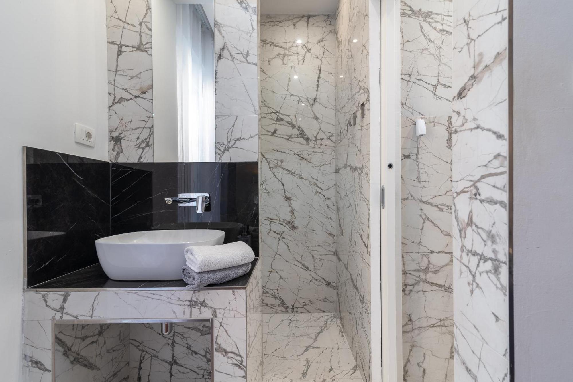 Antares Luxury Rooms 2 Split Exterior photo